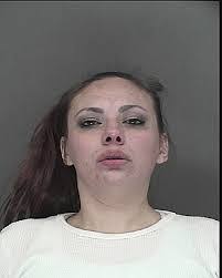 Andrea Paris's Instagram, Twitter & Facebook