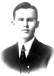 Francis Michels's Instagram, Twitter & Facebook