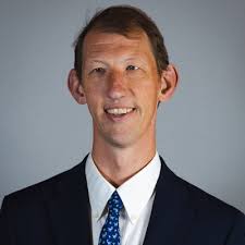 Why linear thinkers fall behind in tech