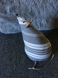 Vous M Avez Demande Le Tuto De La Souris Cale Porte Elle A Le Fil Elle A Tout Compris Cale Porte Boudin De Porte Butoir De Porte