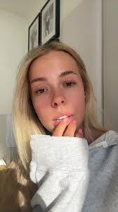 Caitlin Emhoff's Instagram, Twitter & Facebook