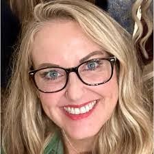 Brenda Moldovan's Instagram, Twitter & Facebook