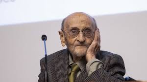 Álvaro Pombo, original genio de lo inclasificable, premio Cervantes