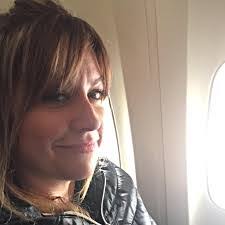 Holly Stoddard's Instagram, Twitter & Facebook