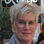 Corinne Tripp's Instagram, Twitter & Facebook