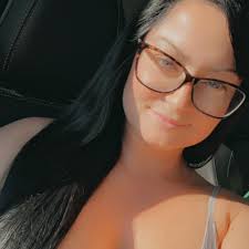 Who can trim a maple tree at a reasonable cost in Ozark MO?