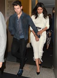Priyanka Chopra And Nick Jonas Put On Loved Up Display During London Date Night Celebrity News Showbiz Tv Express Co Uk Thank you for the constant support @iiffiy, lemme know what you thought. priyanka chopra and nick jonas put on