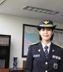《보이스 4》는 2021년 6월 18일부터 방영 예정인 tvn 금토 드라마이다. ë³´ì´ìŠ¤4 ì´í•˜ë‚˜ ì´¬ì˜ì€ ìˆœí•­ ì¤' ì¤'ì•™ì¼ë³´