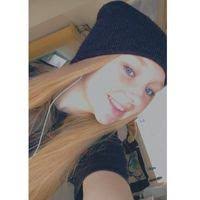 Natalie Lemons's Instagram, Twitter & Facebook