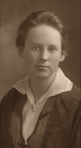 Esther Marjorie Hill : Profiles of Alberta Women : The Alberta Women's  Memory Project