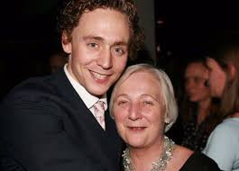 Tom hiddleston was asked which city in india he liked a lot, and he answered something which many did not expect and said a tamil word which has fans freaking out. Tom Hiddleston Wiki Height Weight Age Girlfriend Family Biography More