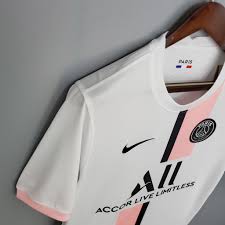 From jerseys to souvenirs we have everything you need to support paris saint germain! Camisa Psg Branca E Rosa 21 22