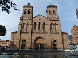 Perseguidos por pablo escobar, or people persecuted by pablo escobar — known as los pepes — was made up of rival drug traffickers, paramilitaries, and others scorned by the medellín cartel boss. Medellin The Search For Pablo Escobar The Bucket Lust