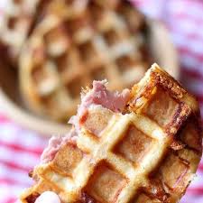 Pizza Gaufre Au Fromage Et Jambon Recette Recette De Gauffre Recette Gaufre Salee Gaufres