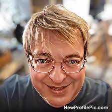 Great win for Curtis.. not sure that farag backhand is doing Soliman much  good.. looked much better Before as it was…can any of you squash experts  explain what the advantages are supposed