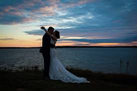 Real Review Of French S Point Out Of A Dream Maine Wedding Venues Waterfront Wedding Venue Waterfront Wedding