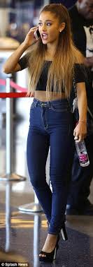 Rough Ariana Grande S Spray Tan Famous Misfortune