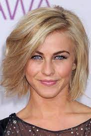 38 Short Layered Bob Haircuts With Side Swept Bangs That Make You Look Younger Short Layered B Short Layered Bob Haircuts Bob Hairstyles Choppy Bob Hairstyles