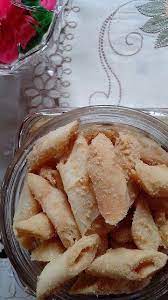 Engkau bagai air yang jernih di dalam berkas yang berdebu syakhirnya kotoran itu terlihat kesucian terlindung jua. Dari Dunia Dapurku Kerepek Suci Dalam Debu Atau Popia Nestum Ide Makanan Makanan Cemilan