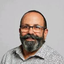 Aaron Sievers's Instagram, Twitter & Facebook