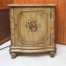 French Provincial Style Tole Painted Side Cabinet Furniture Auctions Vintage Furniture Beautiful Furniture