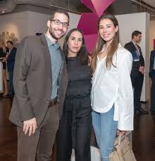 PARK AVENUE ART STAR BRINGS HIS LARGER-THAN-LIFE STUNNERS TO HOUSTON