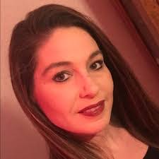 Angela Pallas's Instagram, Twitter & Facebook