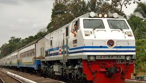 Sancaka dievakuasi, jadwal 3 kereta di jember belum normal. Tiket Ka Ranggajati Kelas Eksekutif Dan Bisnis Naik