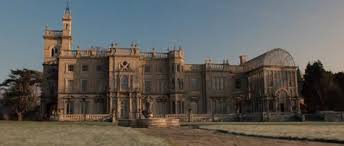 Behind the Screen: A look at Easy Virtue with Giles Edleston - The Magazine  Antiques