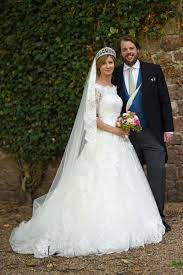 She was used as an auxiliary minelayer before being sunk on 5 august 1914. Erbprinz Ferdinand Zu Leiningen Heiratet Prinzessin Viktoria Konigliche Hochzeitskleider Royale Hochzeiten Kleid Hochzeit