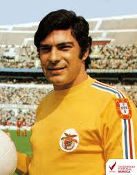 Benfica are looking for a win at sporting to avoid being cut adrift in the title racecredit: Jose Henrique 1967 1979 299 Jogos Guarda Redes Benfica Sporting Futebol Online Sport Lisboa E Benfica