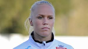 Thorisdottir delivered a peach of a ball which finds @guro_reiten in the box for the norwegian international to steer into the bottom corner! Classify Maria Thorisdottir