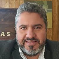 100+ perfiles de «Carlos Alejandro»