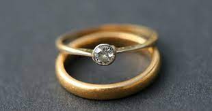 Como Limpiar Joyas De Plata Y Oro En Casa La Joyeria Realza Tu Rostro Y Tu Ropa Los Accesorios De Oro Y P Joyas De Plata Limpieza De Joyas De Plata