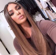 Kim occasionally adds highlights into her hair to make it lighter. Kim Kardashian West Kimkardashian Kardashian Kardashianstyle Kardashian2019 Kardashianjenner Kardashian Hair Color Kardashian Hair Kim Kardashian Hair