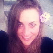 Tracy Kinder's Instagram, Twitter & Facebook