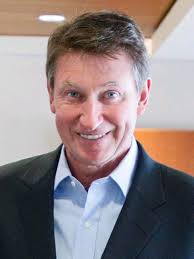 Controversy Over Wayne Gretzky's Support for Donald Trump