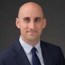 Howard Vasquez's Instagram, Twitter & Facebook