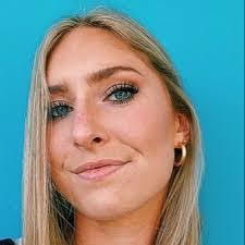 Lindsey Ard's Instagram, Twitter & Facebook