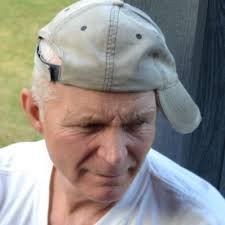 Albert Amado (@AlbertAmado3)