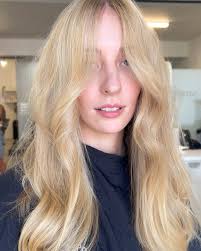 Blondes, Balayage & Soft Glam Makeup