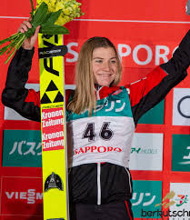 Marita kramer aus österreich ist die erste weltcupsiegerin der saison 2020/2021. Marita Kramer Uberraschungssiegerin In Sapporo