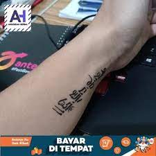 Saat ini tren tato tulisan jepang semakin meningkat dan banyak orang yang memiliki tato tulisan jepang, ada yang memiliki tato tulisan jepang di lengan, ada yang di punggung dan ada yang di leher. Qc 813 Tato Temporer Temporary Tatoo Sticker Thailand Arab Tulisan Tatoo Stiker Tatoo Tato Tulisan Tatoo Temporer Tatoo Temporer Pria Tatoo Palsu Tatoo Lengan