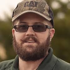 Josh Travis's Instagram, Twitter & Facebook