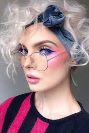 Pin By Mike Le Reynolds On Models In 2020 80s Makeup Trends 80s Eye Makeup Bright Eye Makeup