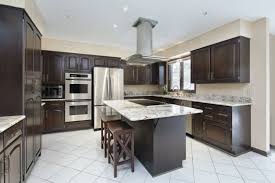 u shaped kitchen layout