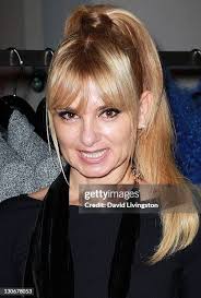 Linda Riedmann, Michelle Chaves, Lynda Oschin, Lauren Valdes and... News  Photo