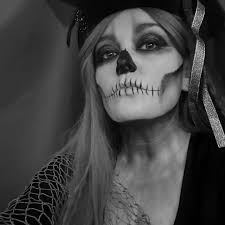 Announcing the first official Dungeons & Dragons Crochet Book! Crochet your  favorite creatures, wearables, and household items with twenty patterns  inspired by the Dungeons & Dragons multiverse.