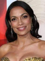 Born on may 9, 1979, the looking pretty actress mainly works in the american showbiz industry. Compare Rosario Dawson S Height Weight Body Measurements With Other Celebs