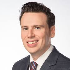 Vancouver cenotaph watches over Remembrance Day for 100th year